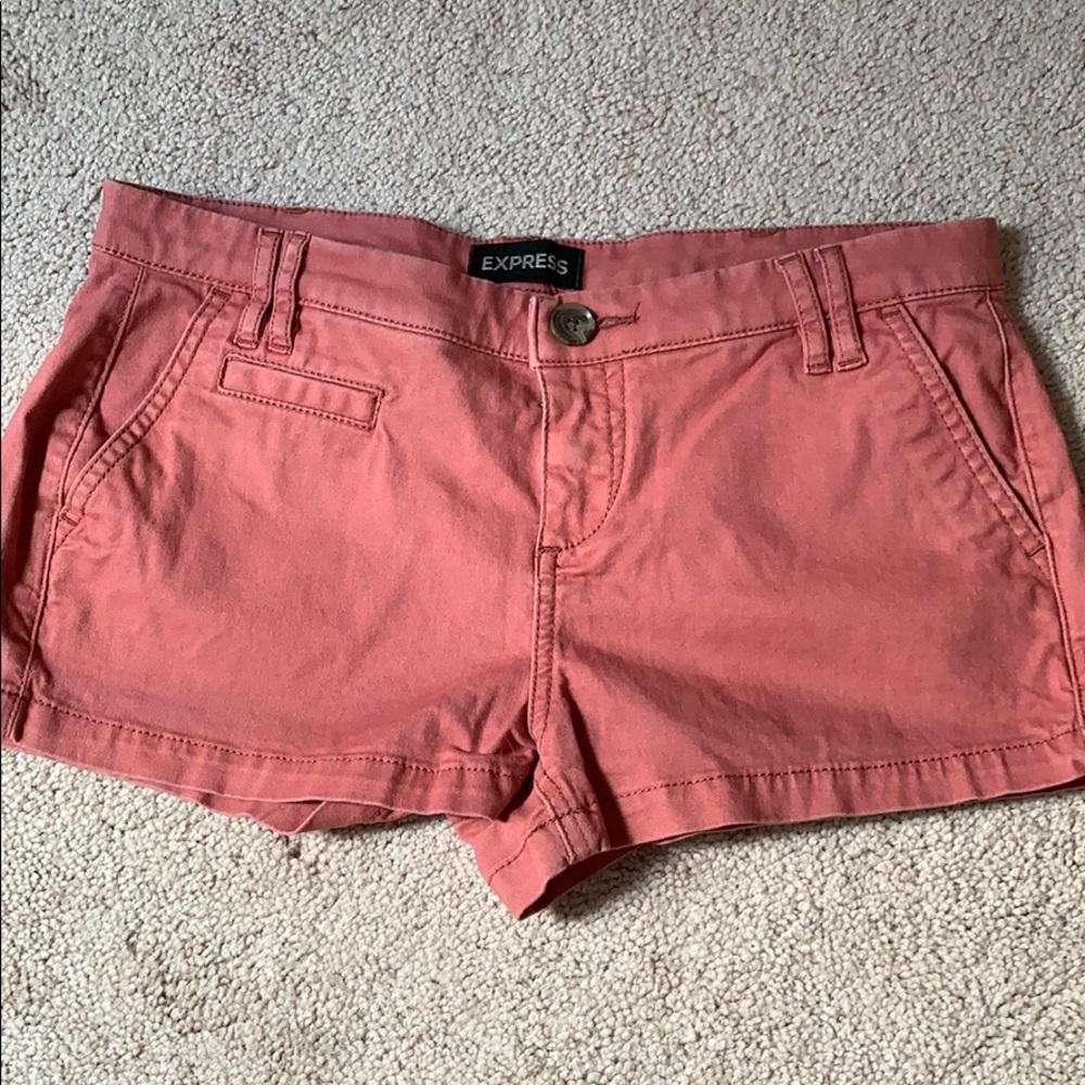 Express Shorts
